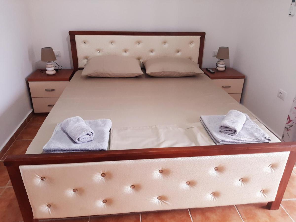 Guesthouse Cathrine Dhërmi Exteriér fotografie