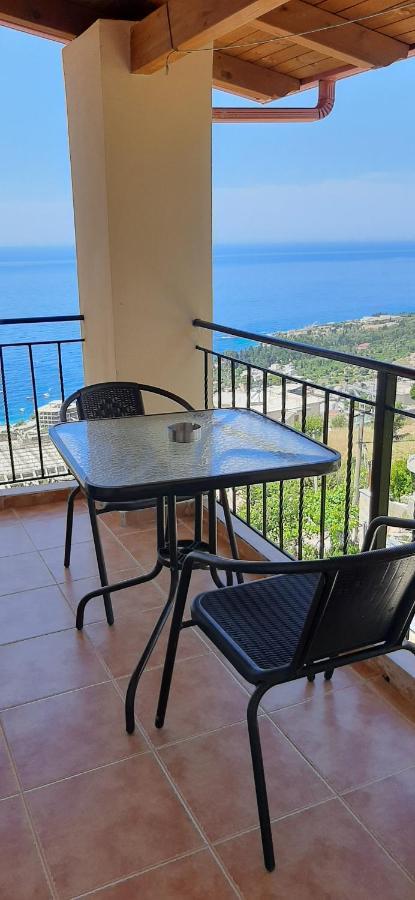 Guesthouse Cathrine Dhërmi Exteriér fotografie