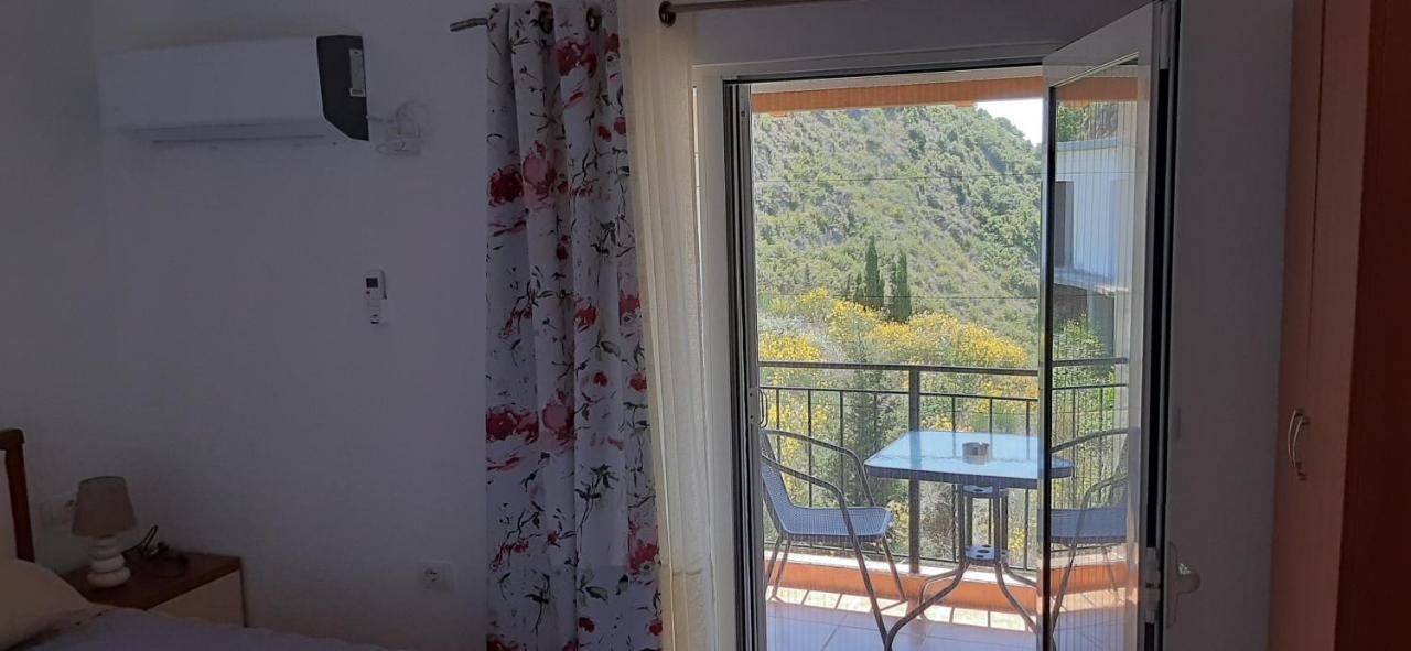 Guesthouse Cathrine Dhërmi Exteriér fotografie